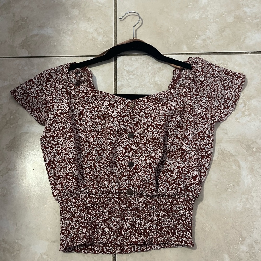 Flower patten crop top